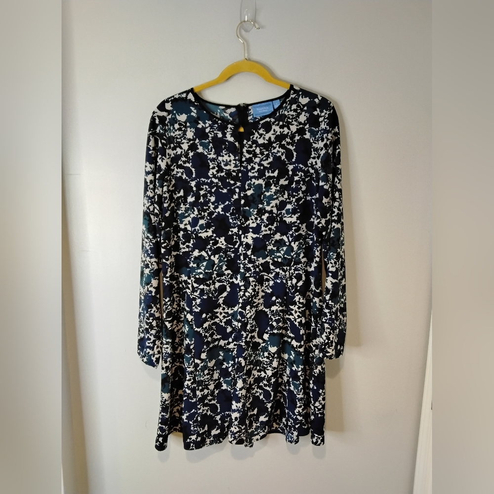 Elegant Black and White Women's Jacket